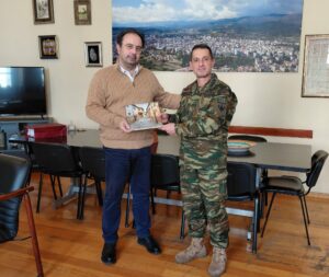 Επίσημη πρώτη επίσκεψη του νέου Διοικητή ΙΜΠ στον Δήμαρχο Βέροιας