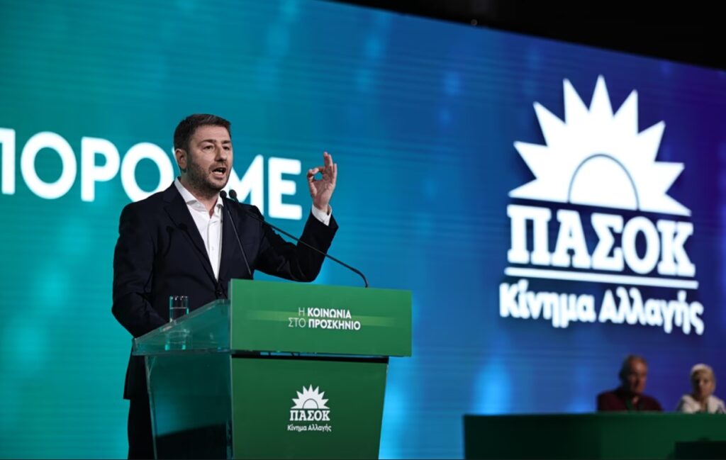 ΠαΣοΚ: Διαφωνίες και δημόσιες παρεμβάσεις στον δρόμο προς το συνέδριο