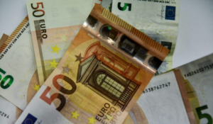 Από την 1η Απριλίου η αύξηση του κατώτατου μισθού – Στις 24 Μαρτίου η σχετική εισήγηση της Κεραμέως στο υπουργικό