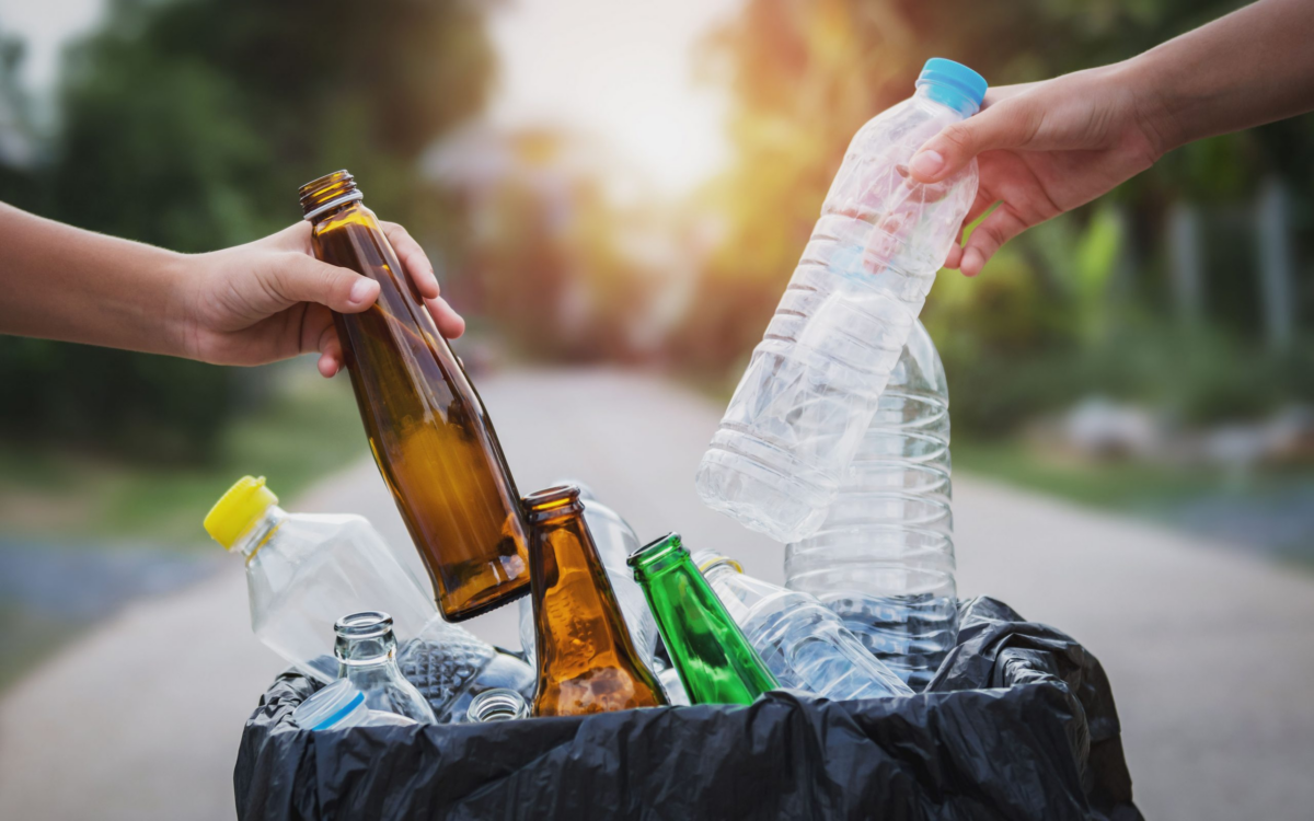 Εκδήλωση με θέμα την Ανακύκλωση στην Πλατεία Καρατάσου Τετάρτη 18 Μαρτίου στην Πλατεία Καρατάσου.