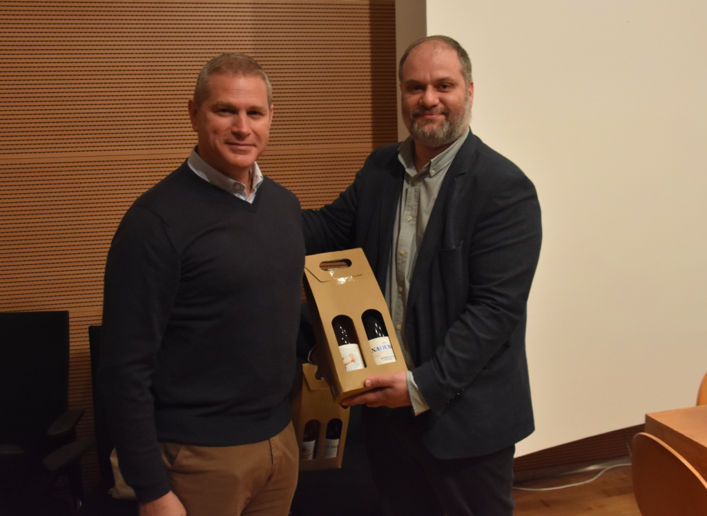 Πολιτισμική Επίσκεψη Στρατιωτικών της Ανώτατης Στρατιωτικής Διοίκησης Ηπείρου και Μακεδονίας (NRDC–GR) στο κτίριο της Σχολής Αριστοτέλους στη Νάουσα