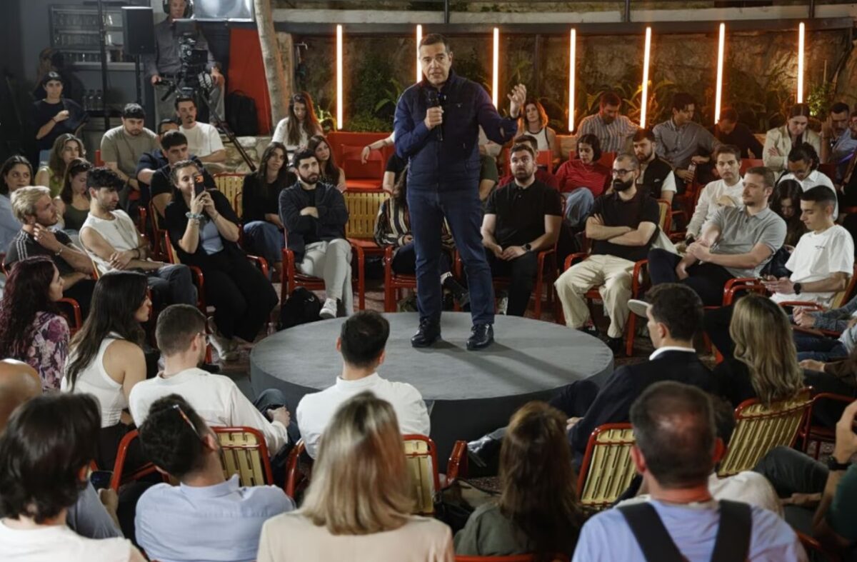 Το υβριδικό κόμμα του Τσίπρα