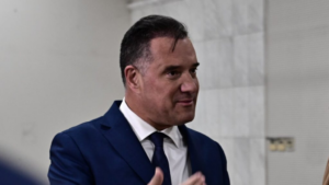 Γεωργιάδης: 10.000 ευρώ και όχι 1.000 ευρώ το ενοίκιο που εισπράττει από το Κτηματολόγιο η οικογένεια Ανδρουλάκη