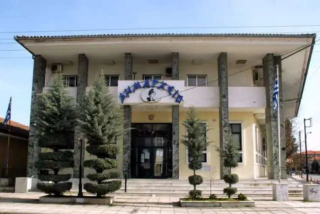 Με δυσχέρεια η εξυπηρέτηση του κοινού από το Δήμο Αλεξάνδρειας
