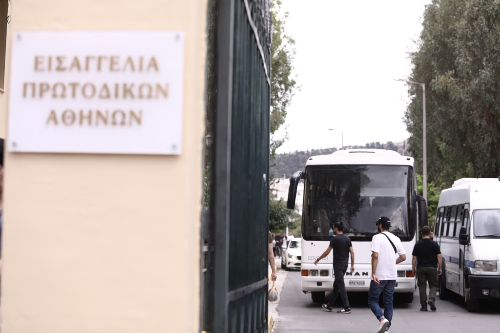 Σκάνδαλο ΟΠΕΚΕΠΕ: Στη φυλακή ο «εγκέφαλος» κι άλλοι δύο για το πάρτι εκατομμυρίων