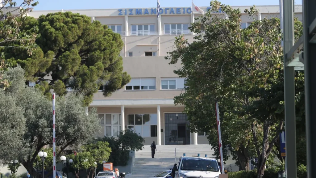 Στον εισαγγελέα σήμερα ο 75χρονος για τη φωτιά στο Σισμανόγλειο:Τι ισχυρίστηκε στην ανάκριση