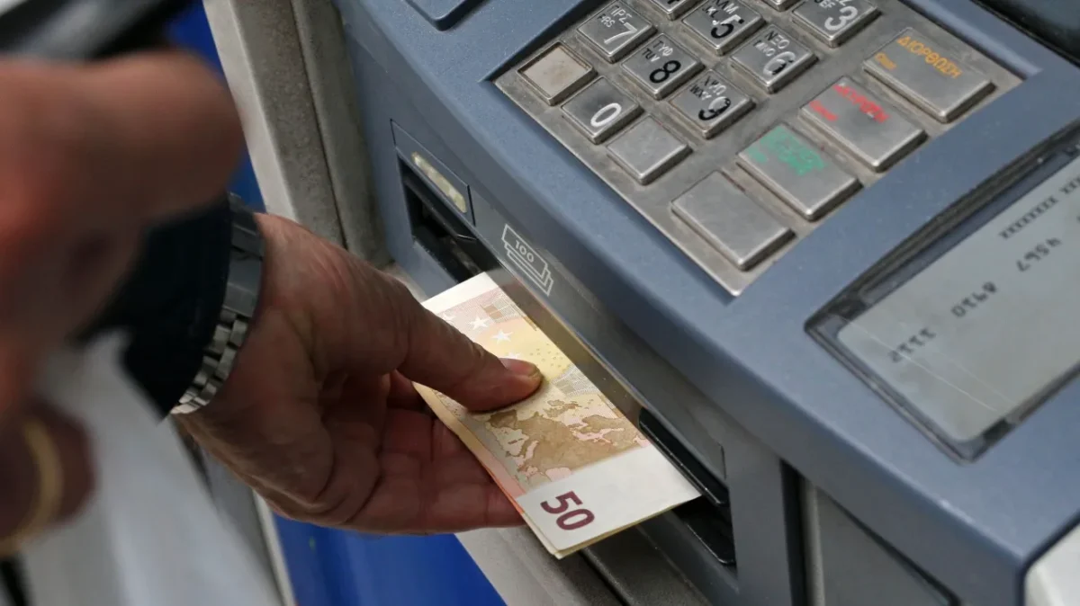 Πότε καταβάλλονται οι συντάξεις Σεπτεμβρίου στους δικαιούχους-Αναλυτικά οι ημερομηνίες