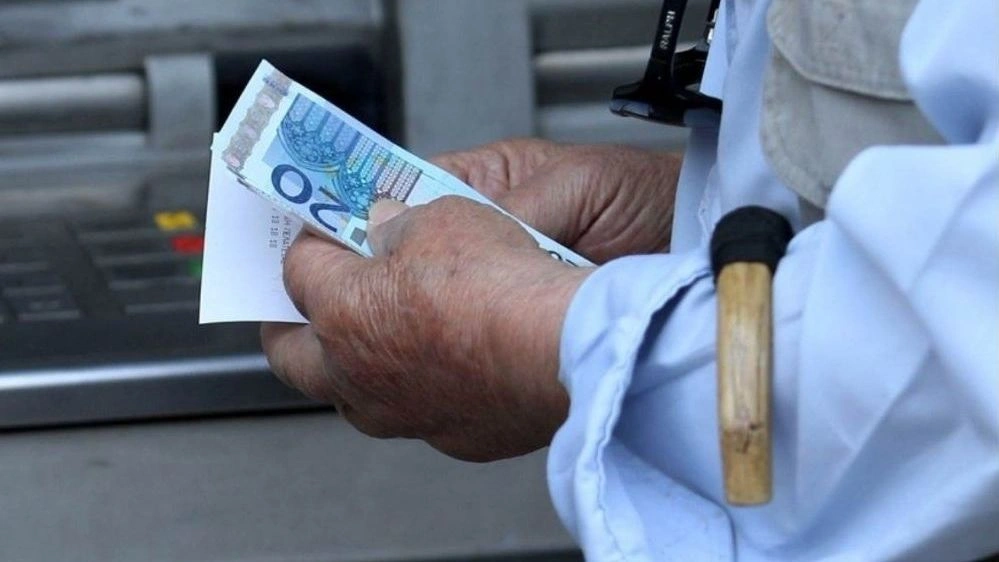 Συντάξεις Οκτωβρίου: Αναλυτικά οι ημερομηνίες καταβολής στους δικαιούχους ανά ταμείο