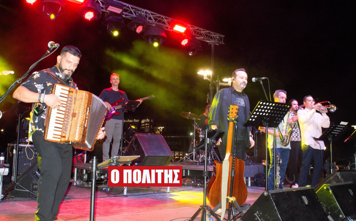 Η Πλατεία Ελευθερίας πλημμύρισε από μουσική, κόσμο και αγαπημένα τραγούδια