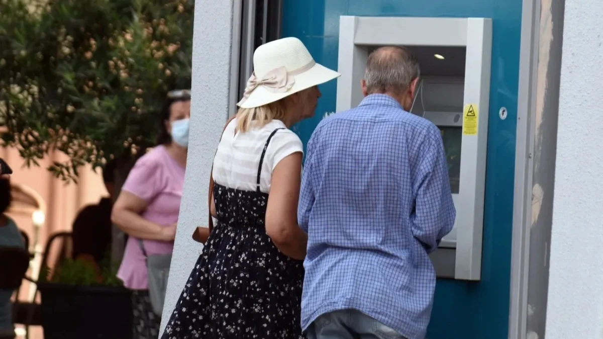 Πότε ξεκινά η καταβολή των συντάξεων Οκτωβρίου στους δικαιούχους-Αναλυτικά ανά ταμείο